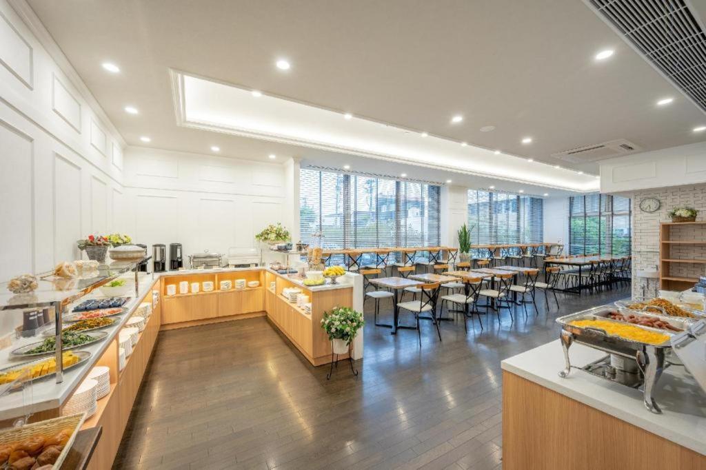 Misawa City Hotel Bagian luar foto